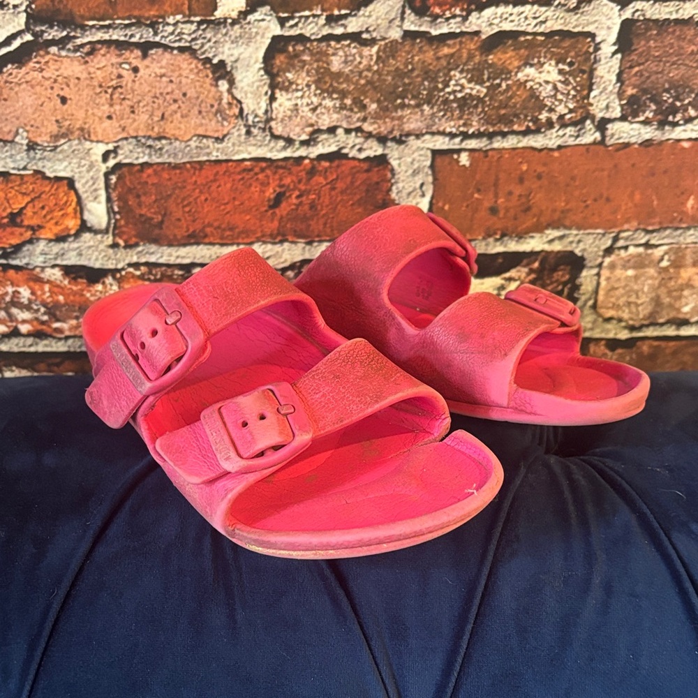 Vibrant Pink Kids Birkenstocks